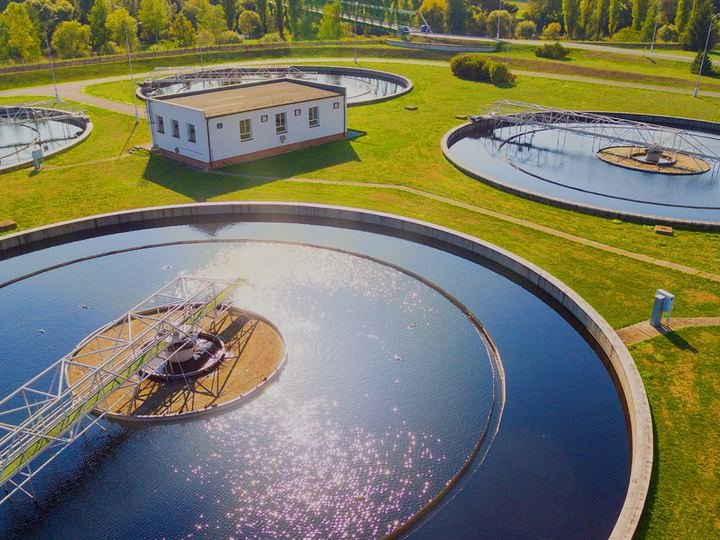 Circular clarifier at an operating treatment works