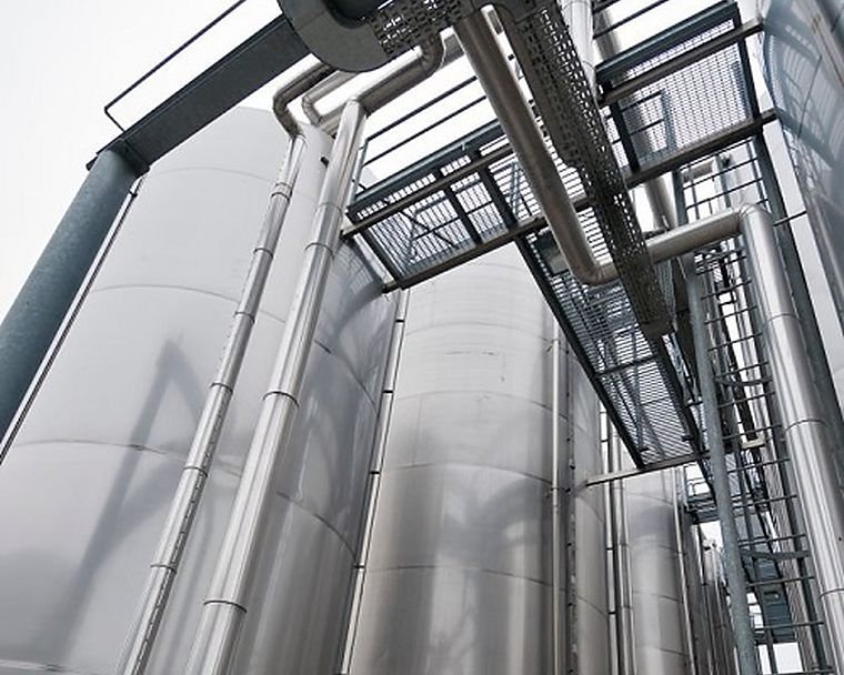 Industrial process pipework and treatment vessels